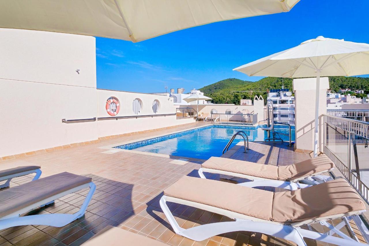 Aparthotel Duquesa Playa Santa Eulària des Riu Exterior foto
