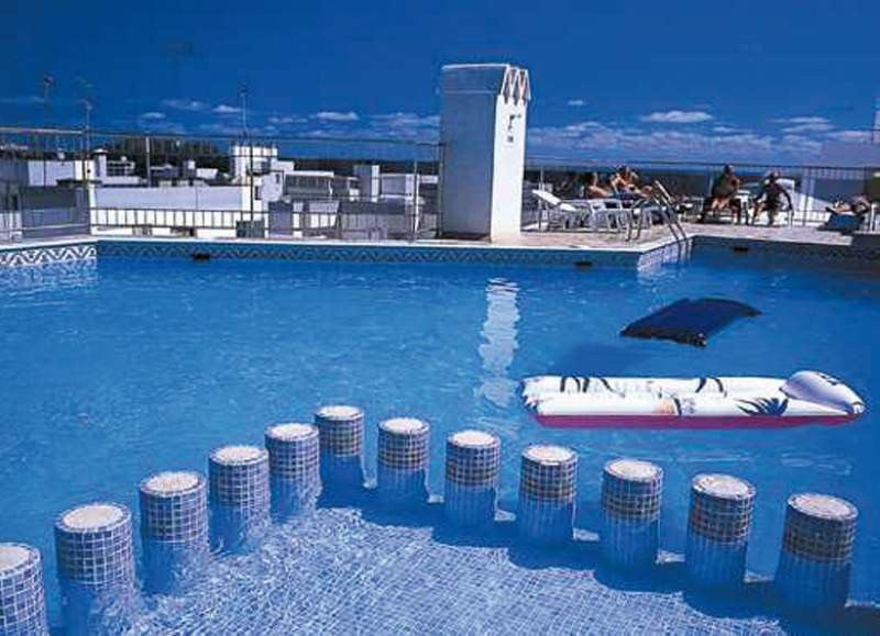 Aparthotel Duquesa Playa Santa Eulària des Riu Einrichtungen foto