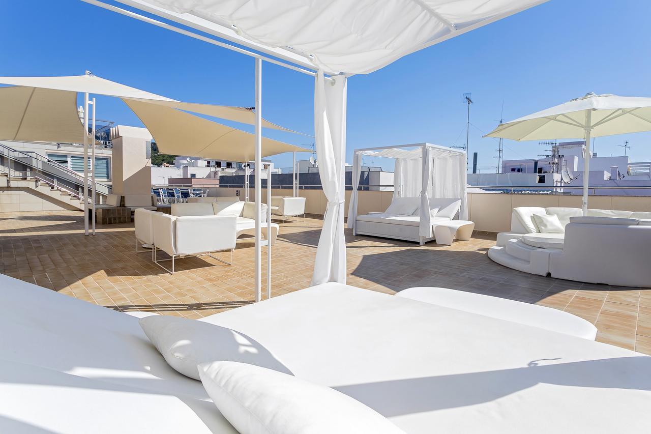 Aparthotel Duquesa Playa Santa Eulària des Riu Exterior foto