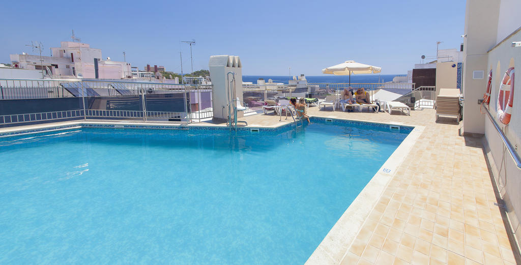 Aparthotel Duquesa Playa Santa Eulària des Riu Exterior foto