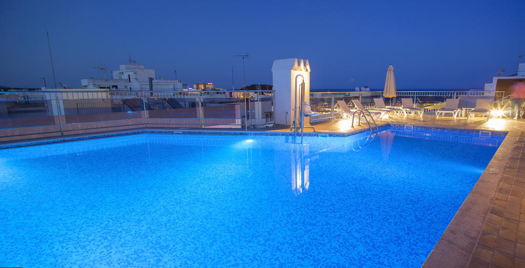 Aparthotel Duquesa Playa Santa Eulària des Riu Exterior foto