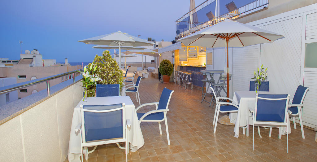 Aparthotel Duquesa Playa Santa Eulària des Riu Exterior foto