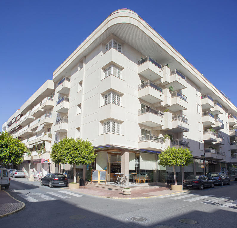 Aparthotel Duquesa Playa Santa Eulària des Riu Exterior foto